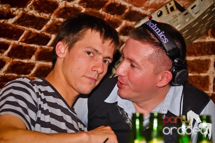 Escape Party, 