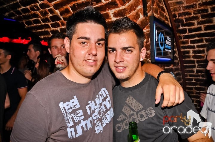 Escape Party, 