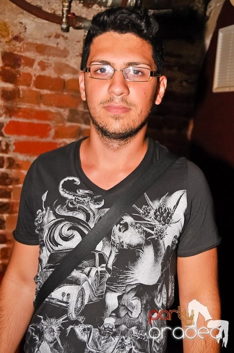 Escape Party, 
