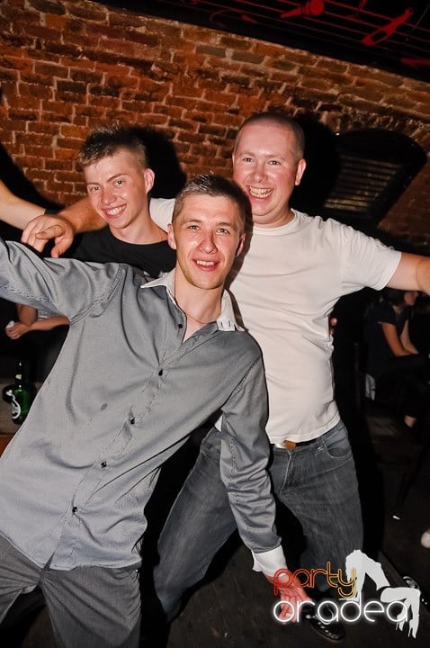 Escape Party, 