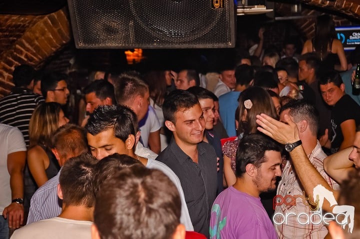 Escape Party, 