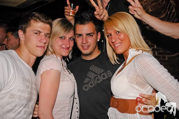 Escape Party, 