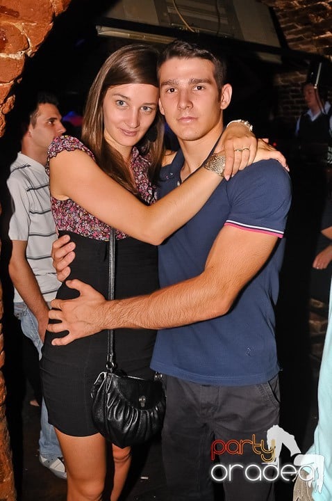 Escape Party, 