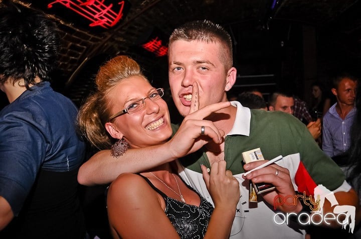 Escape Party, 