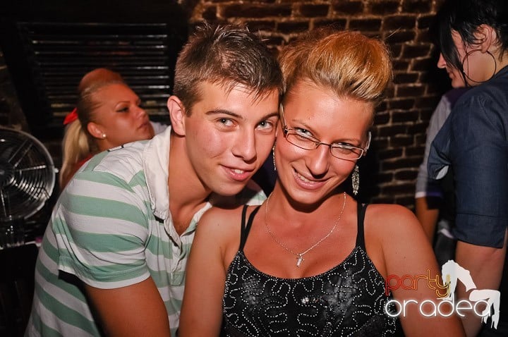 Escape Party, 