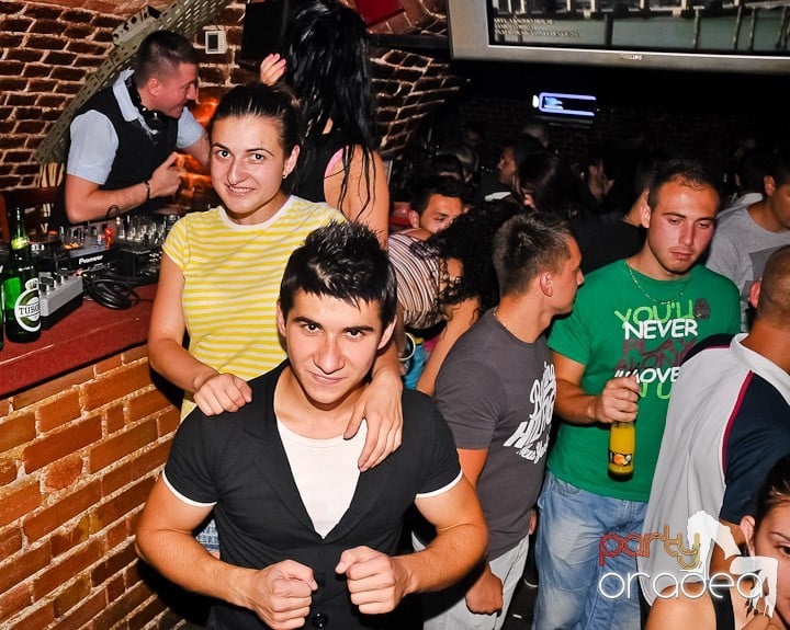 Escape Party, 