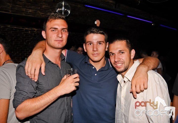 Escape Party, 