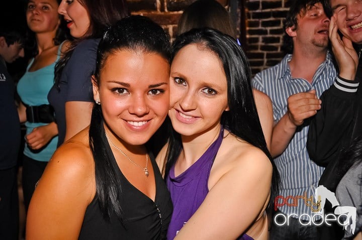 Escape Party, 