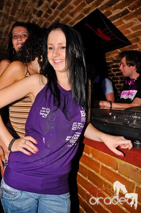 Escape Party, 