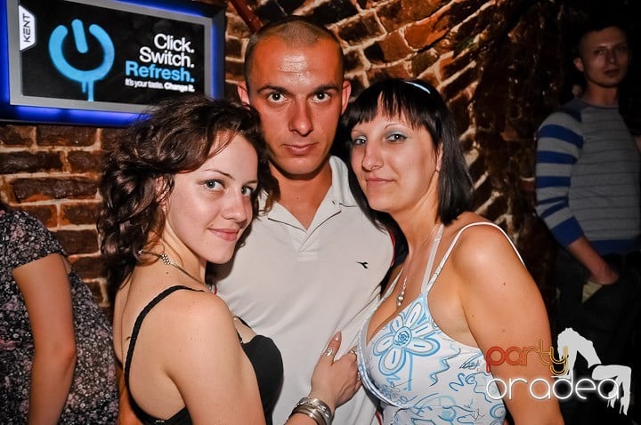 Escape Party, 
