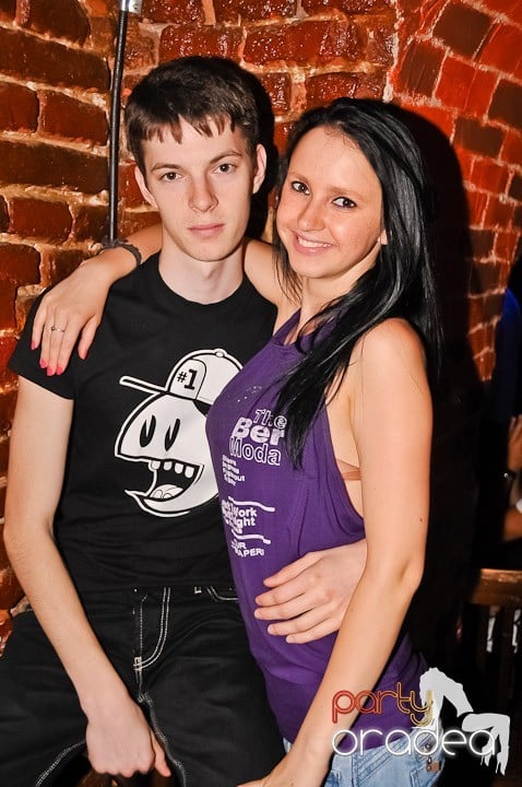 Escape Party, 