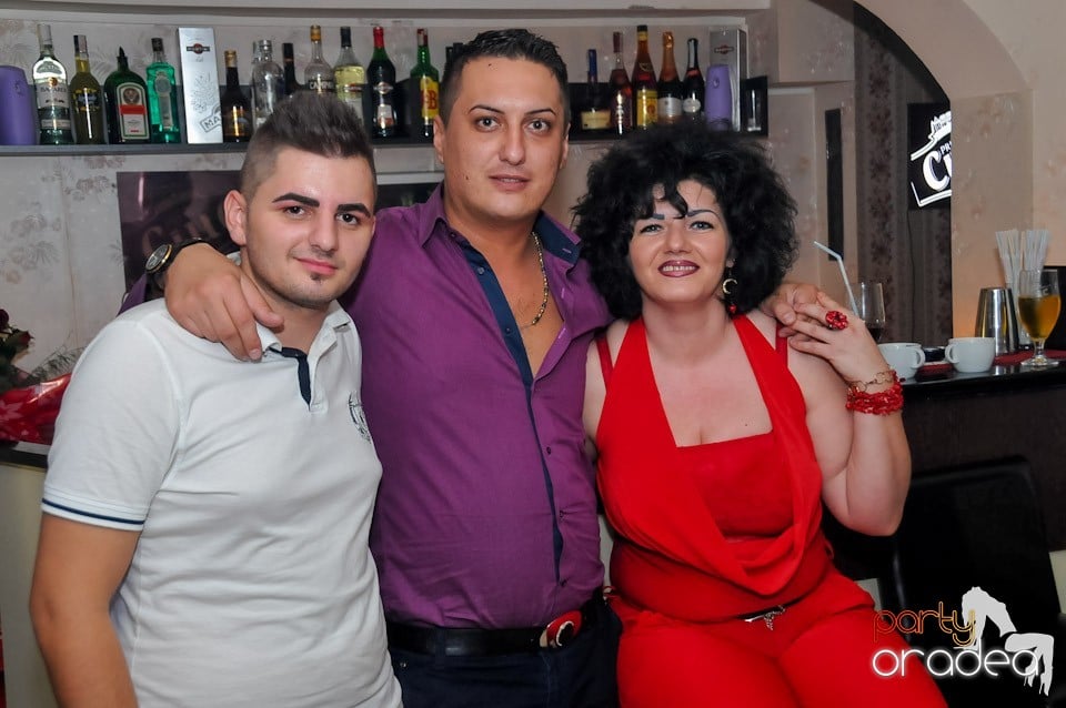 Eveniment special cu invitaţi speciali,