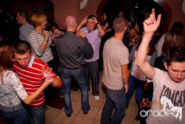 Flirt Night Party în Chanson, sâmbătă,