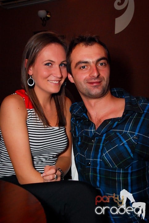 Flirt Night Party în Chanson,