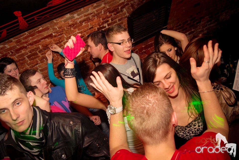 Friday Night Party @ Escape Club, 