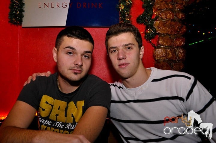 Friday Night Party, 