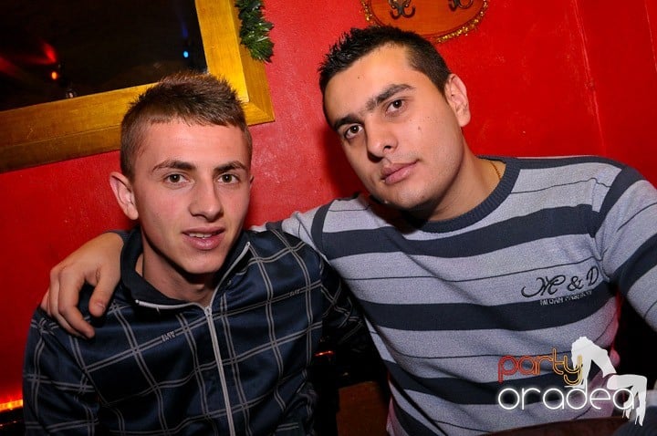 Friday Night Party, 