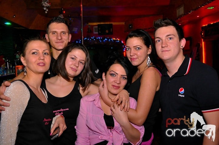 Friday Night Party, 