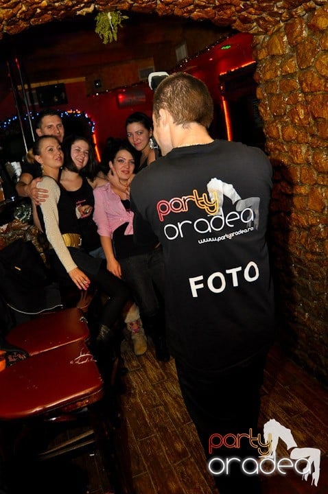 Friday Night Party, 