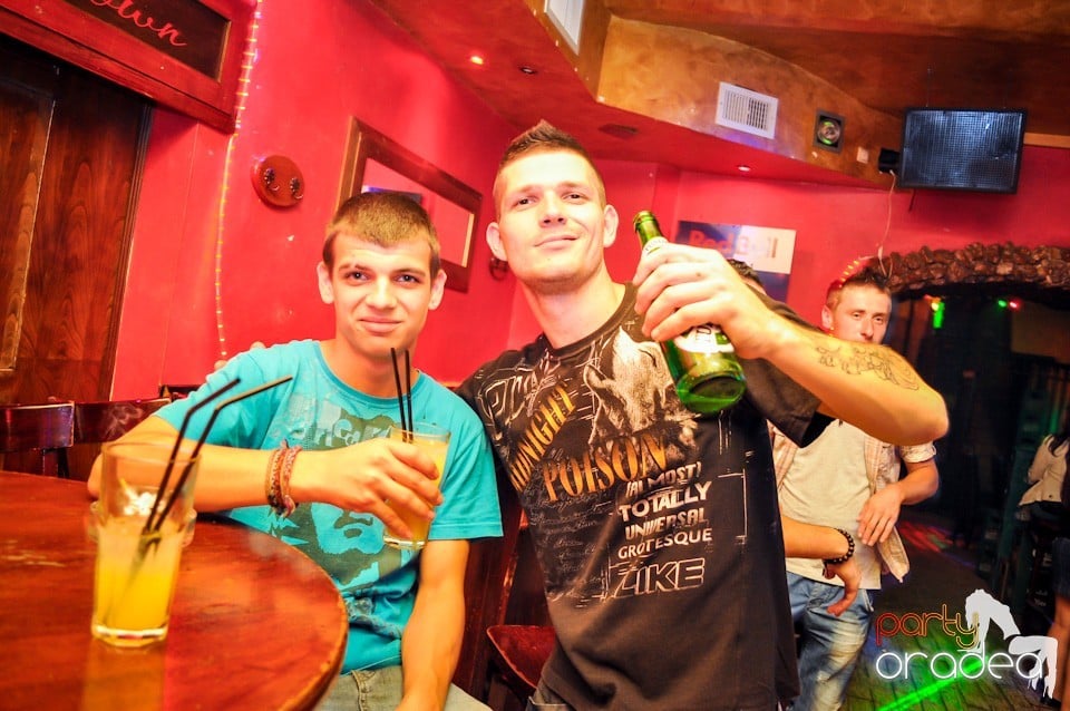 Friday party, 