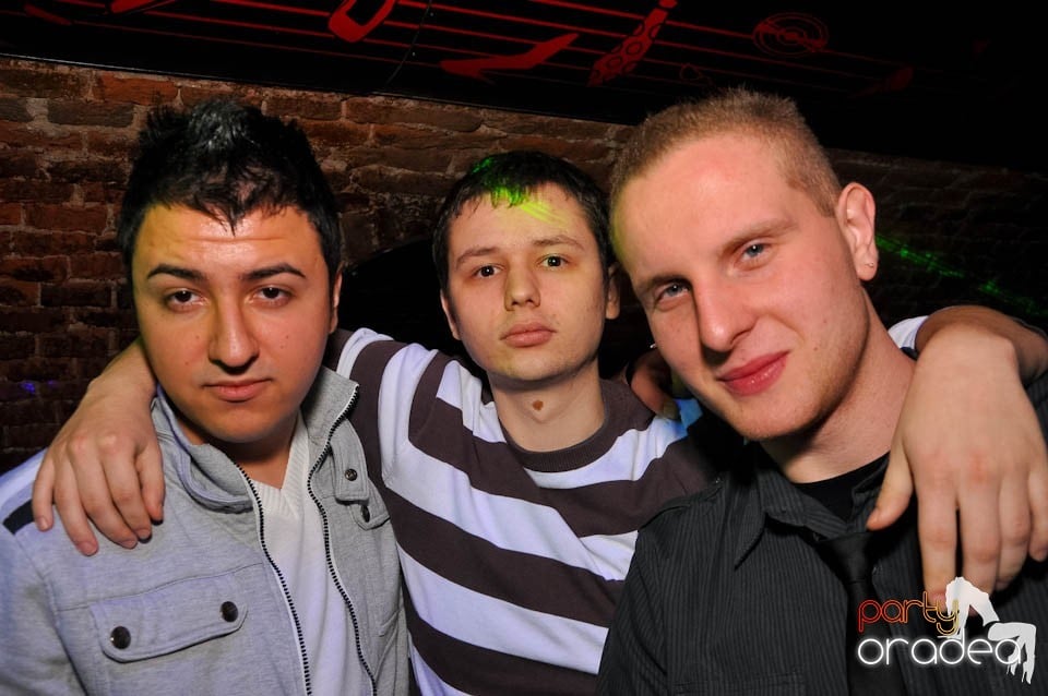 Friday Party în Escape, 