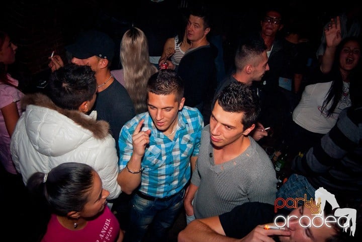 Friday Party în Escape, 