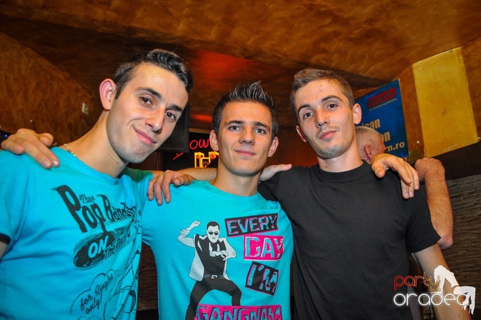 Friday party, 