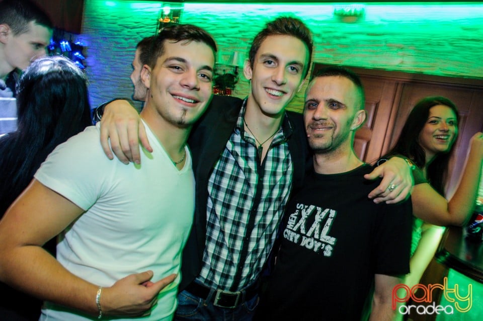 Friday party, 