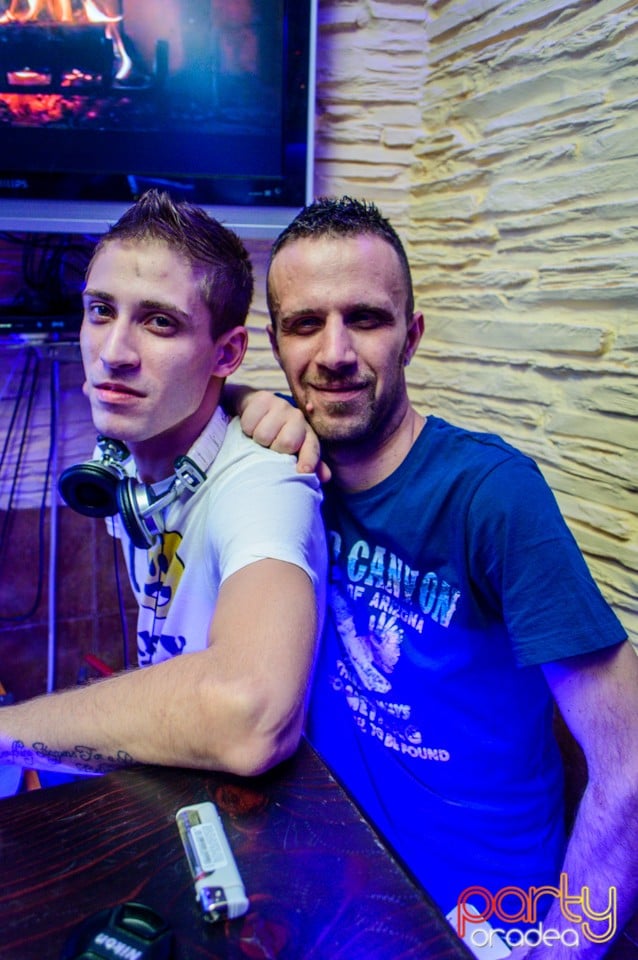Friday party, 