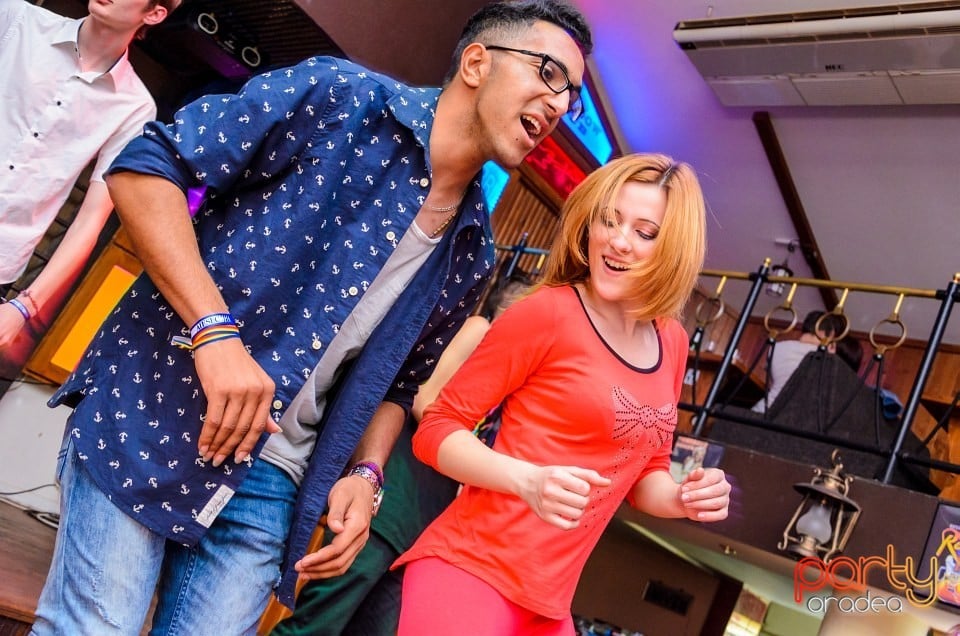 Friday party, 