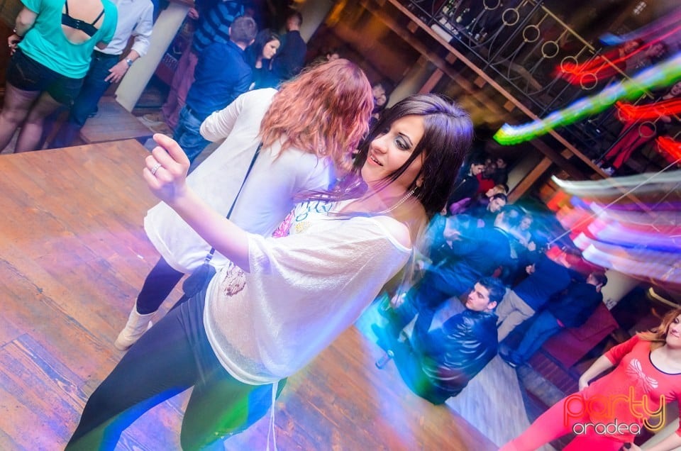 Friday party, 