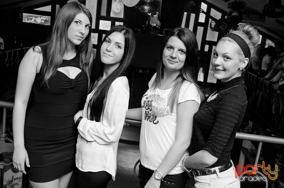 Friday Party, 
