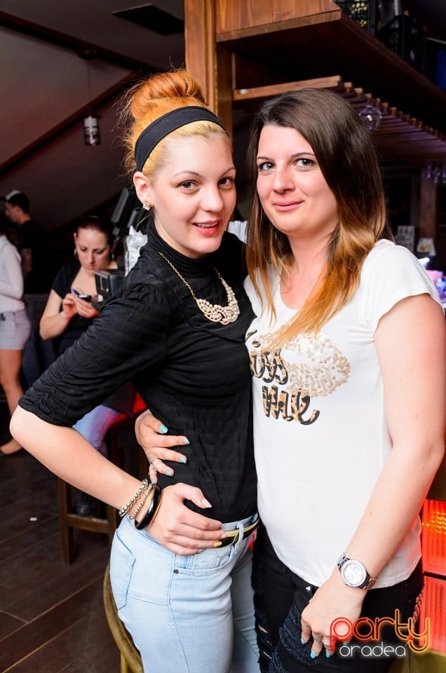 Friday Party, 