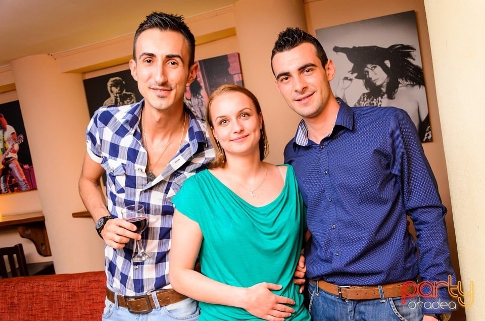 Friday Party, 