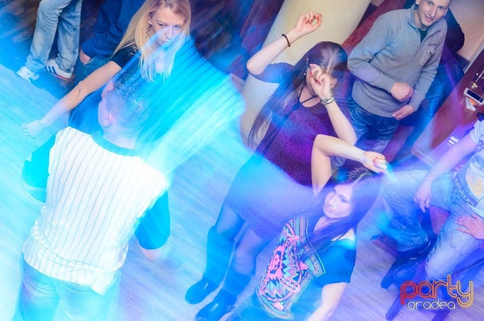 Friday Party, 