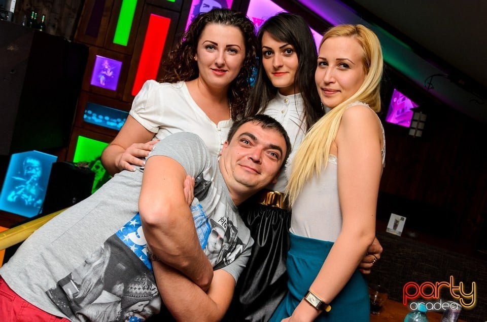 Friday Party, 
