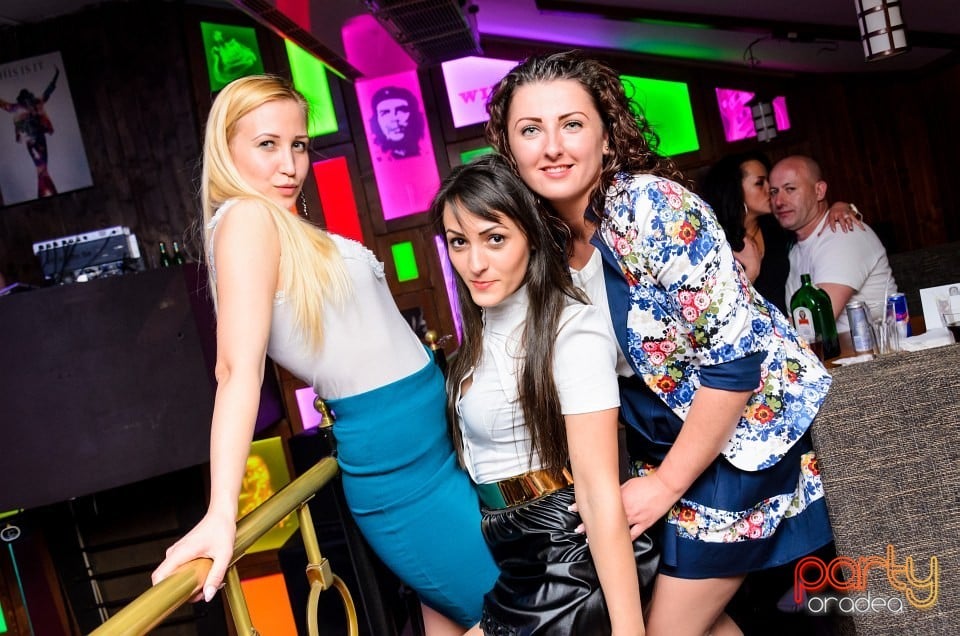 Friday Party, 