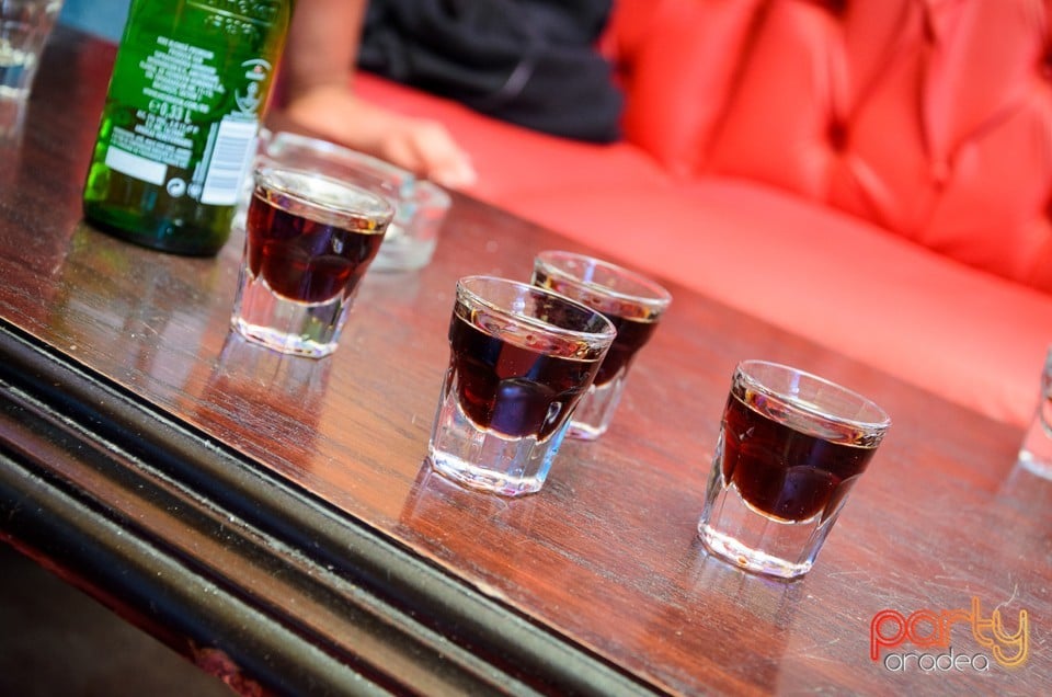 Friday Party, 