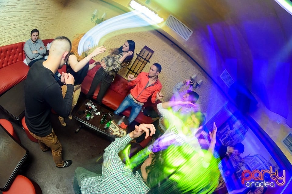 Friday Party, 