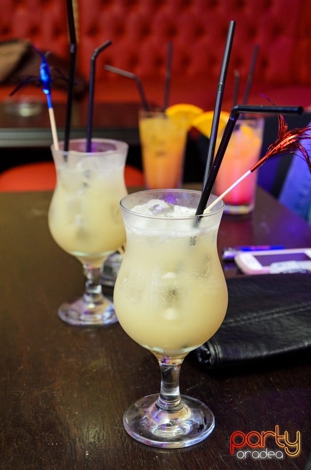 Friday Party, 