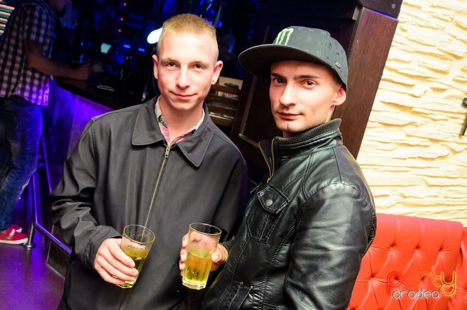 Friday Party, 