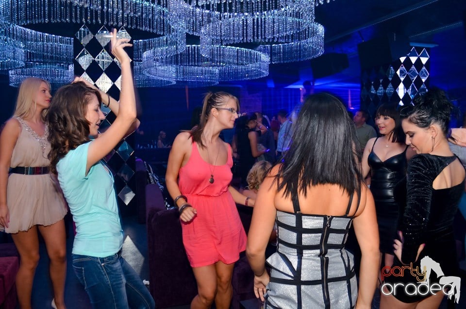 Get Funky cu Ben Boognar în The One,