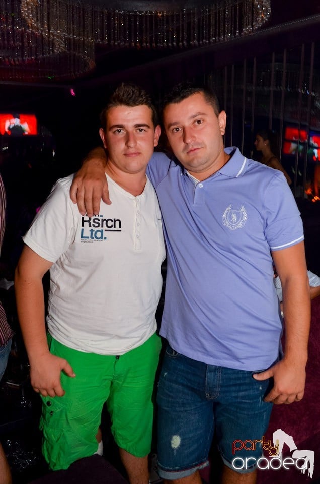 Get Funky cu Ben Boognar în The One,