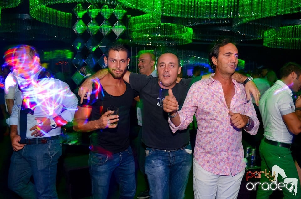 Get Funky cu Ben Boognar în The One,