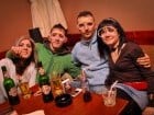 Glow Night Party continuă în Chanson