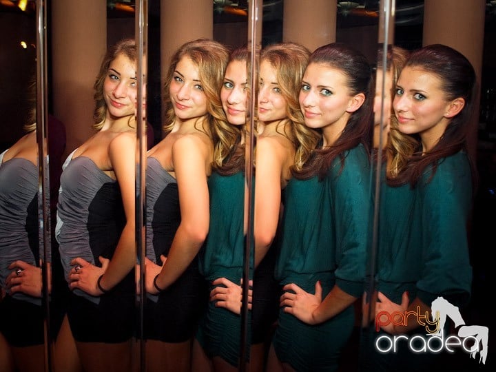Glow Night Party,
