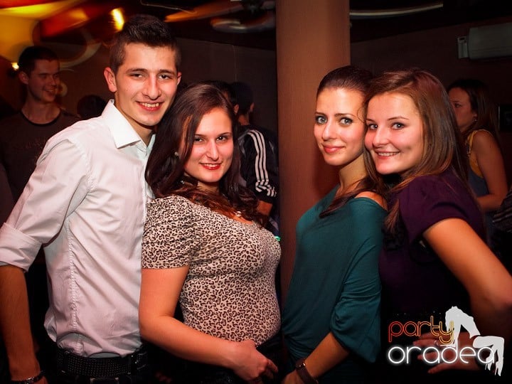 Glow Night Party,