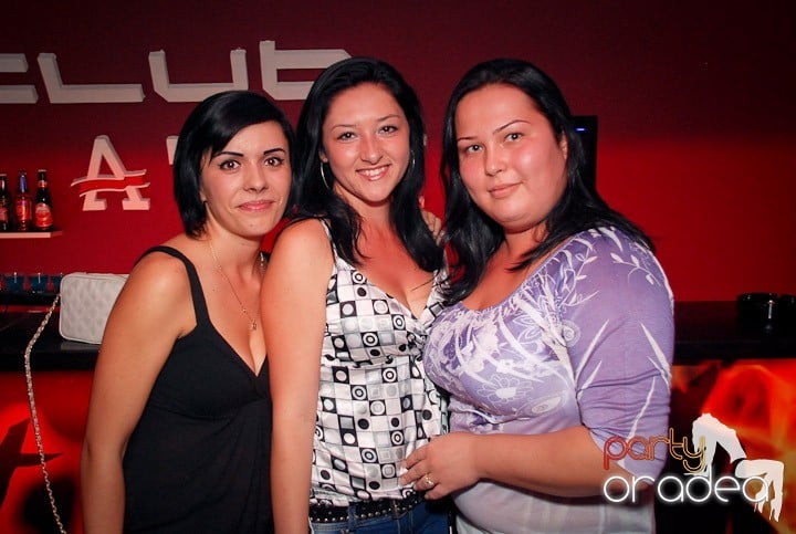 Grand Opening Party la Club Atti's,