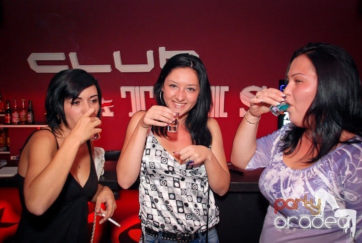 Grand Opening Party la Club Atti's,