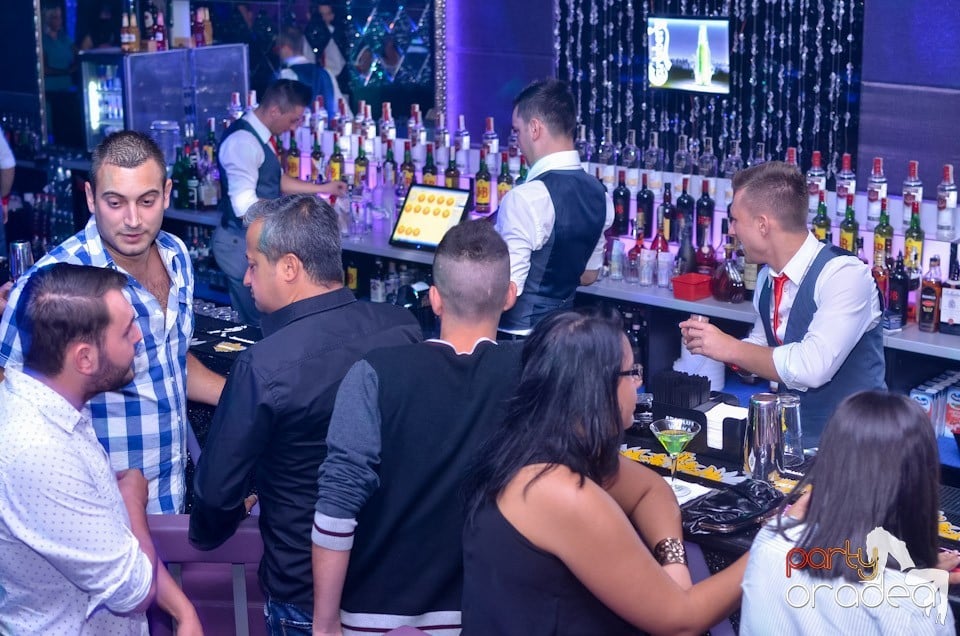 Grand VIP Party în The One Café & Club, 